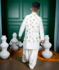 Som Kurta Set With Waist Coat