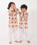 Lion And Mouse- White Unisex Kurta