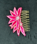 Lotus comb