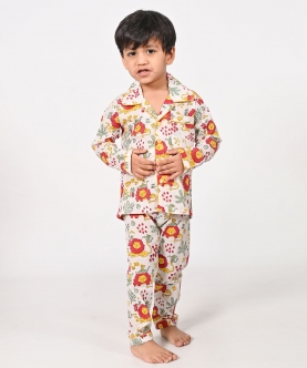 Lion And Mouse- White Unisex Nightsuit Set