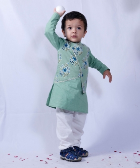 Floral Flap Kurta Set