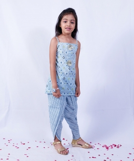 Light Blue Sphagetti Style Set